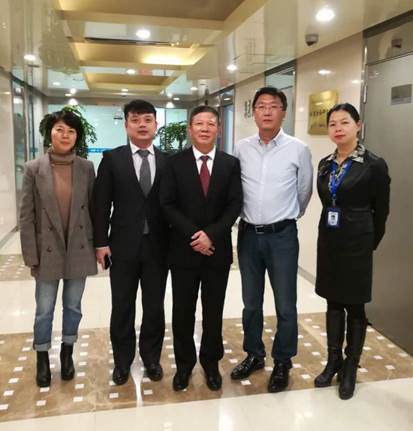 1510731853661398.jpg 440600900744441527